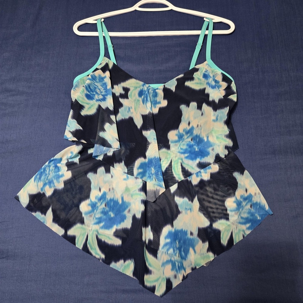 Beach House Tankini Top Womens 12 Multicolor Floral Spaghetti Strap Built In Bra